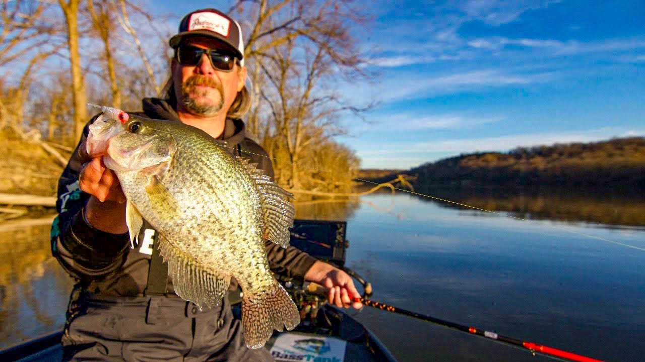 todd huckabee crappie fishing winter rivers